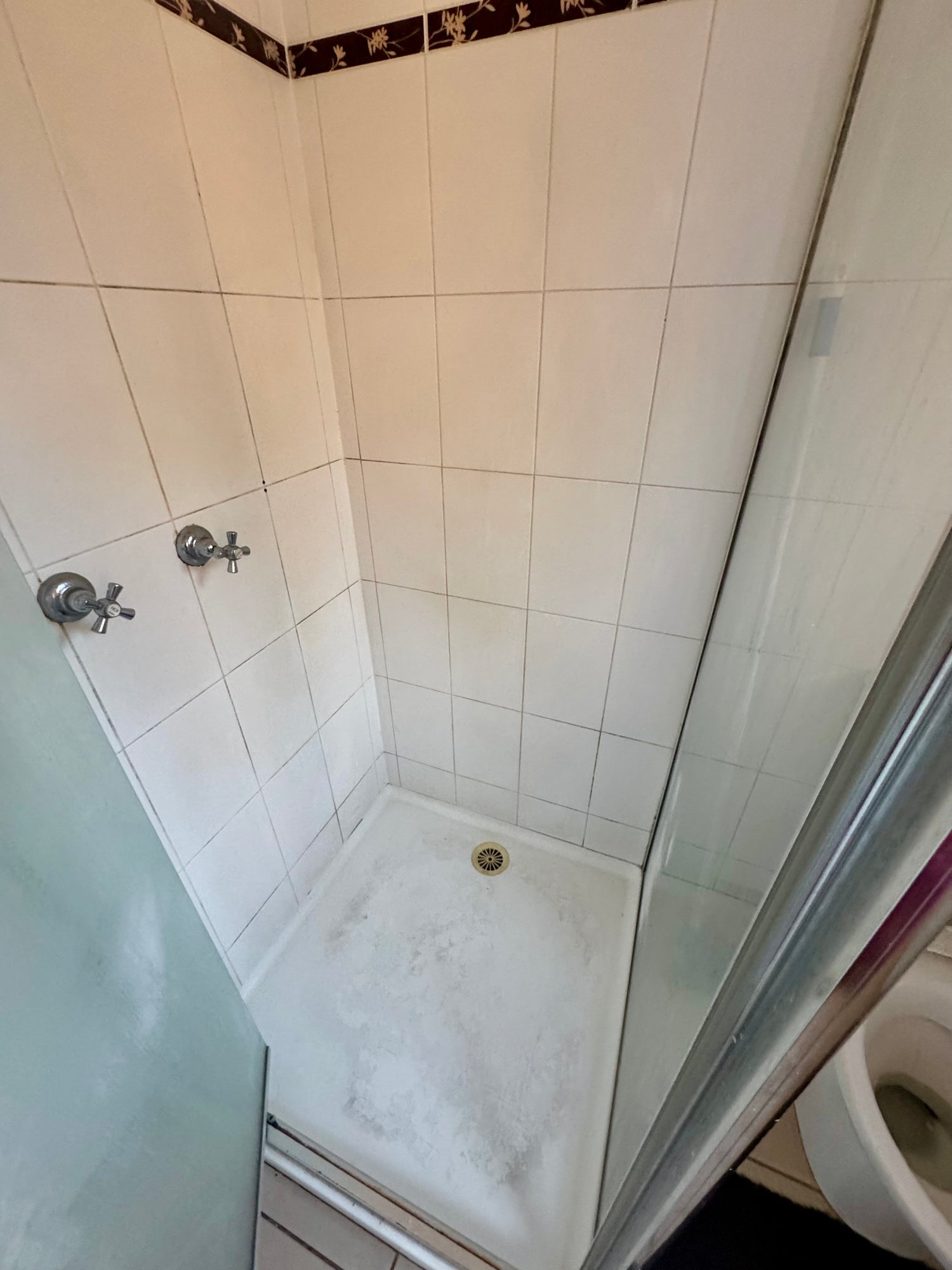 bathroom deep clean melbourne